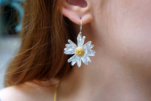 Daisy Flower Earrings, Gold-Plated Sterling Silver Jewelry, Handmade Jewelry, Gift for Her, Jewelry for Women